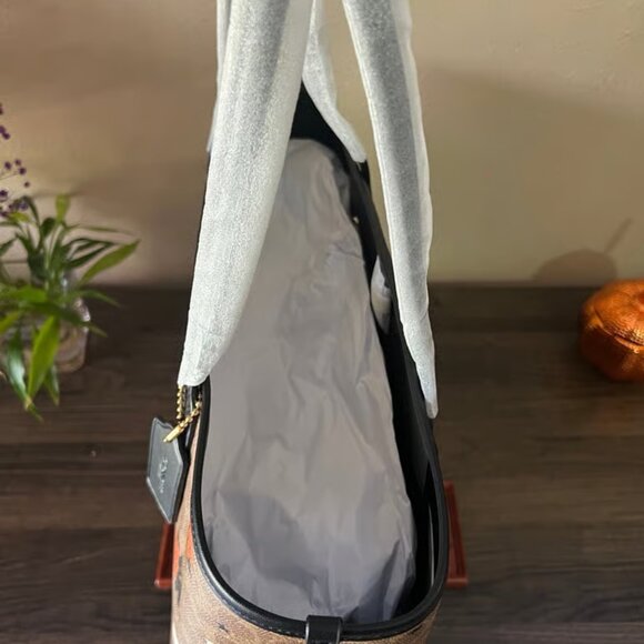 NWT Coach City Tote In Signature Canvas With Halloween Print CW450 - Picture 4 of 8